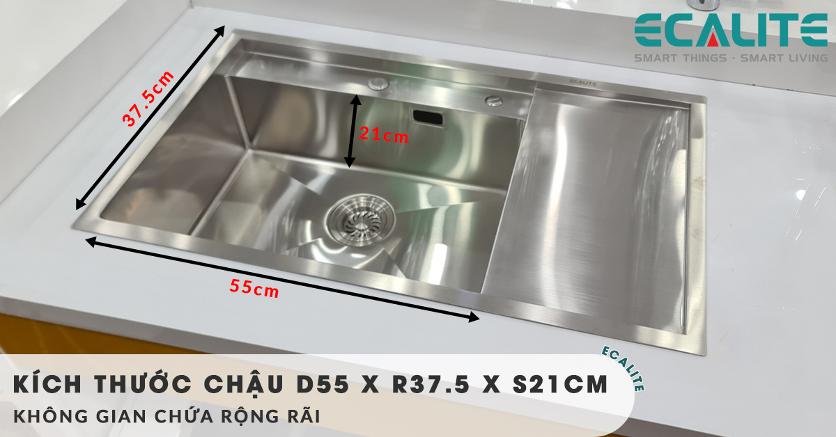 Lòng chậu của ESD-8650HS rộng rãi, thoải mái chứa nhiều vật dụng với kích cỡ khác nhau